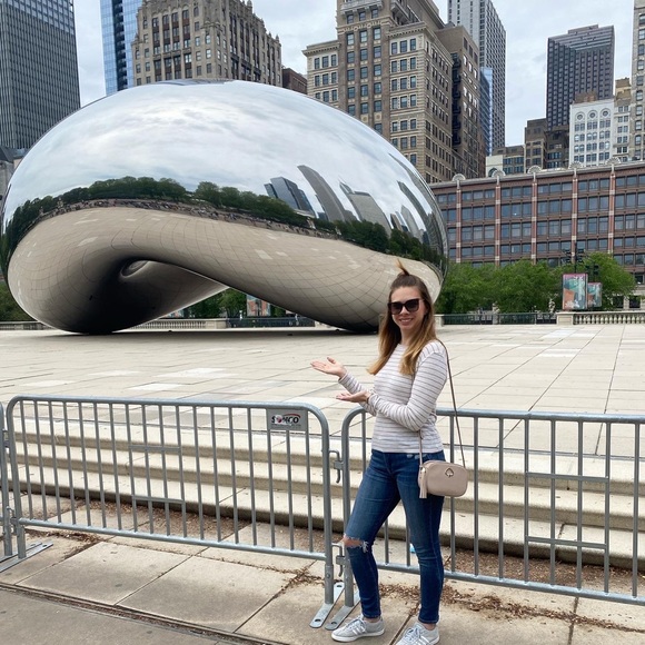 Meet your Posher, Liz - Picture 1 of 1